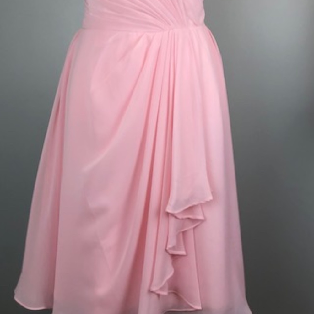 💥Host Pick💥Bridesmaid Dress With Cascading Ruffles .Sz 6 - Picture 9 of 15